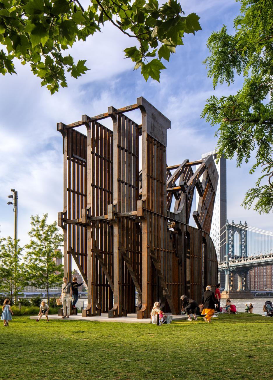 A new monument lands in Brooklyn | Foyer